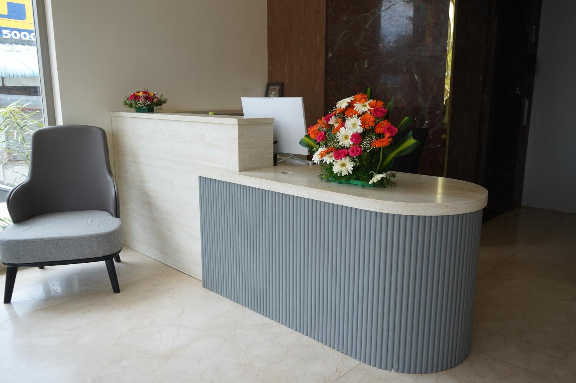 Vantara Suites Vellore Exteriör bild